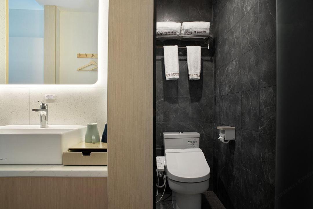 Walling Hotel - Chongqing Jiefangbei Hongyadong Esterno foto
